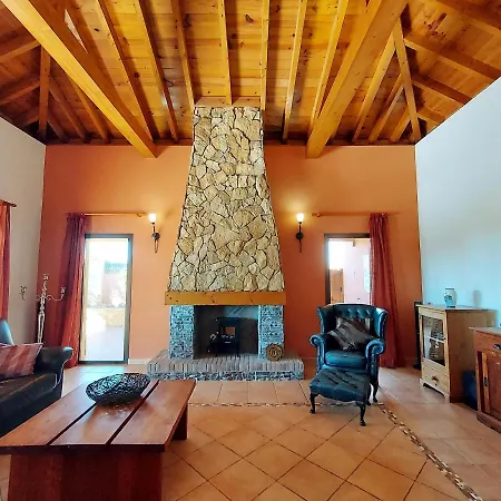 Cora Villa Triquivijate