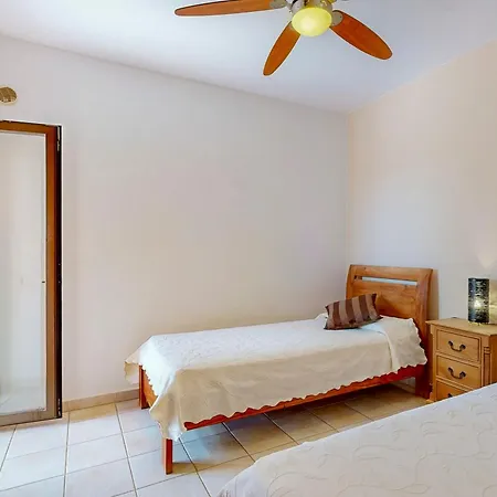 빌라 Cora - Traumvilla Mit Privatem Tennisplatz & Beheiztem Pool Triquivijate