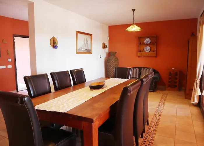 Villa Cora - Traumvilla Mit Privatem Tennisplatz & Beheiztem Pool *