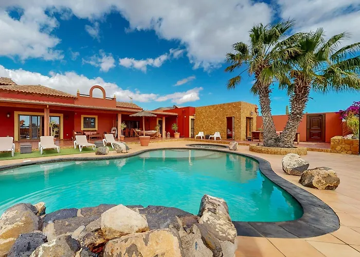Villa Cora - Traumvilla Mit Privatem Tennisplatz & Beheiztem Pool