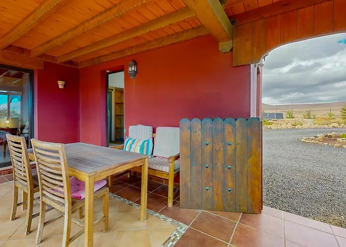 Cora - Traumvilla Mit Privatem Tennisplatz & Beheiztem Pool * Triquivijate