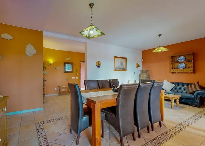 Cora - Traumvilla Mit Privatem Tennisplatz & Beheiztem Pool Villa