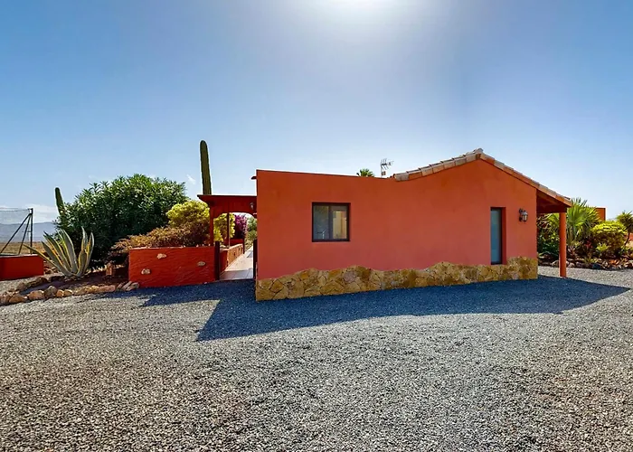 Cora - Traumvilla Mit Privatem Tennisplatz & Beheiztem Pool Villa Triquivijate